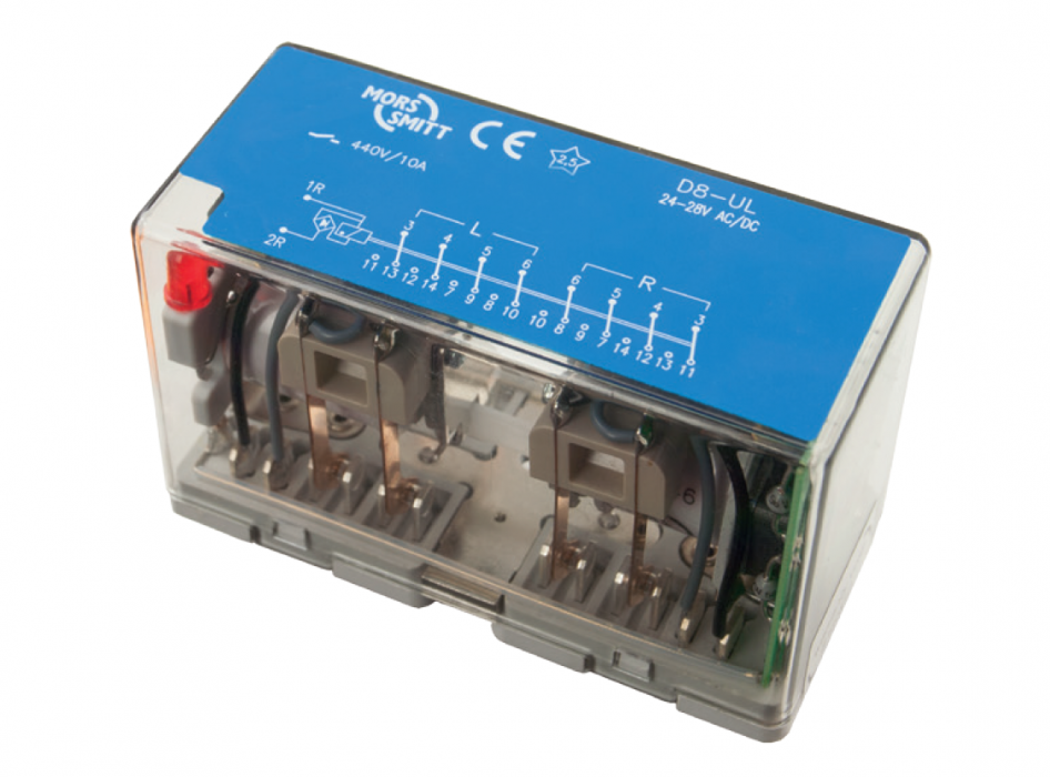 Instantaneous plug-in Auxiliary power relays